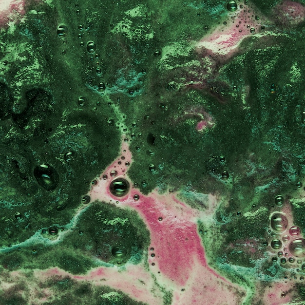 An overhead view of the League of Legends Summoner's Rift map, highlighting optimized jungle pathing routes and ward placements for a specific jungler (e.g., Lee Sin) in Patch 14.25. The image shows the strategic focus on efficient farming and early ganking opportunities.
