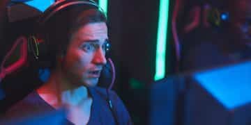Qualify for Top US Esports Tournaments: A Pro Guide - Cover Image