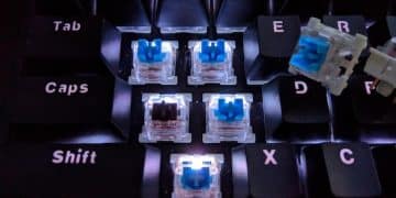 The Truth About Mechanical Keyboard Switches: Choosing the Right One for Your Playstyle - Cover Image